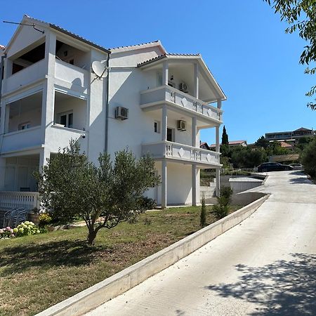 Apartmani Ljubica, Murter Esterno foto