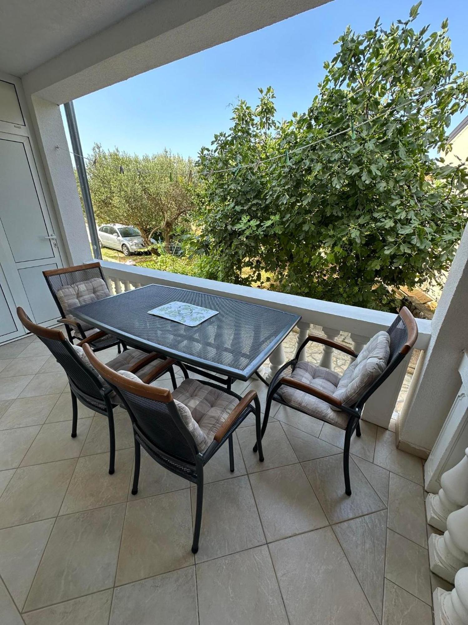 Apartmani Ljubica, Murter Esterno foto