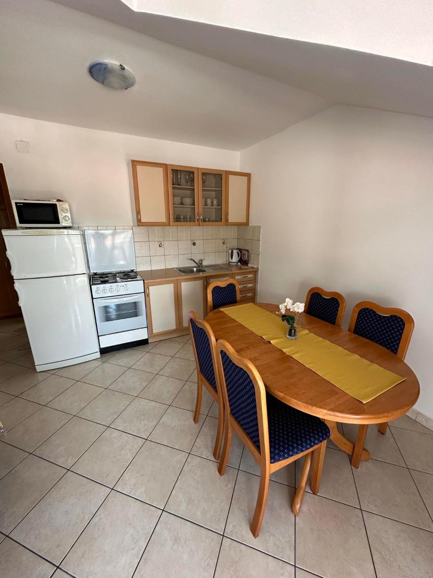 Apartmani Ljubica, Murter Esterno foto